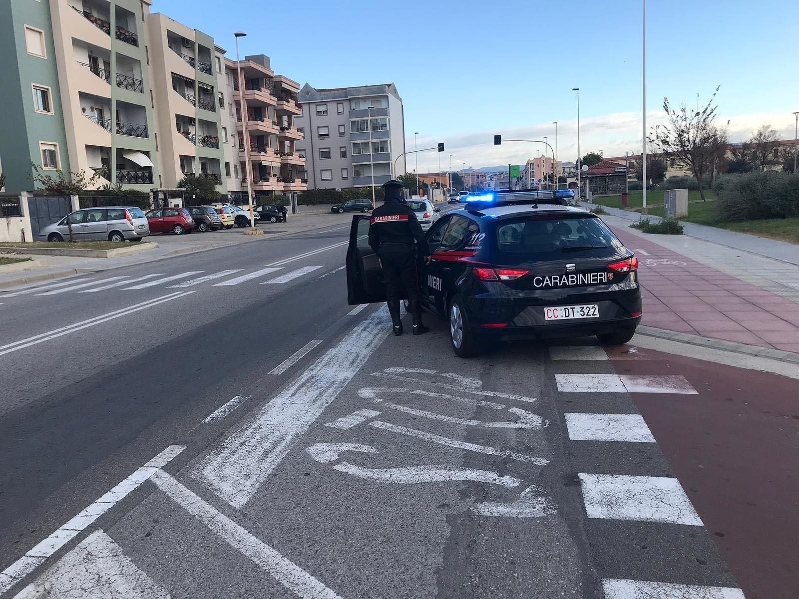 Quartu, ruba un’auto in via Azuni: fermato dai carabinieri e arrestato poco dopo