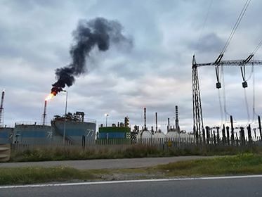 L’amara ironia di un lettore: “Aria pura da respirare a pieni polmoni a Sarroch”