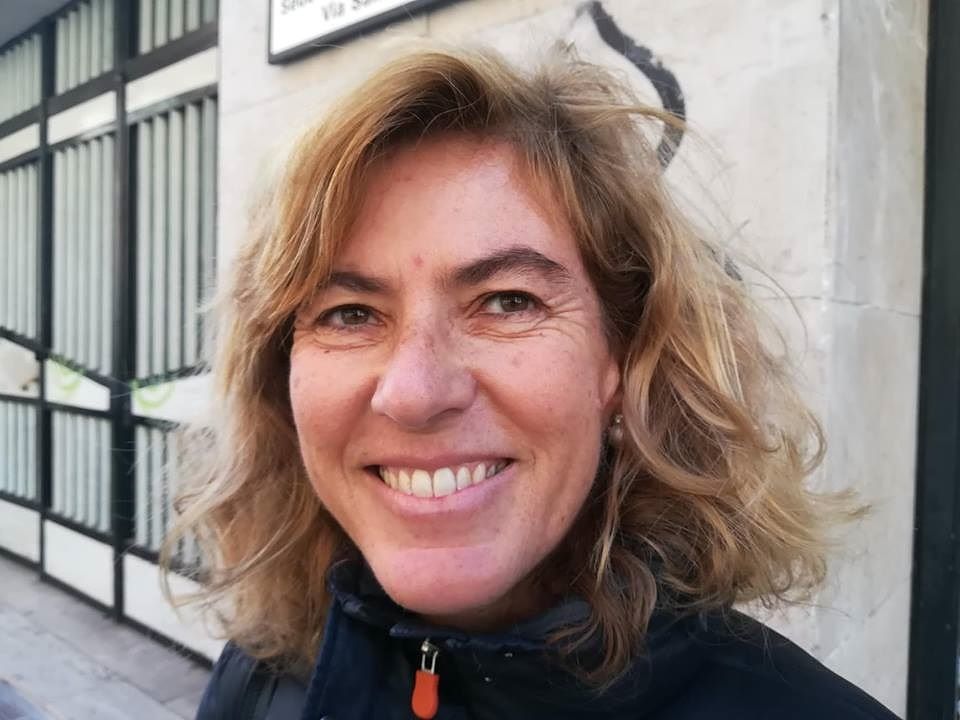 Laura di Cagliari: “I miei due figli di 10 anni hanno lo smartphone, quello di 12 pure Instagram