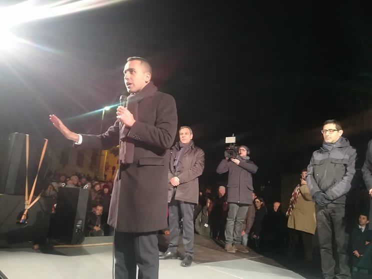 Di Maio a Cagliari: “Reddito di cittadinanza per 226mila sardi da marzo, ecco come funziona”