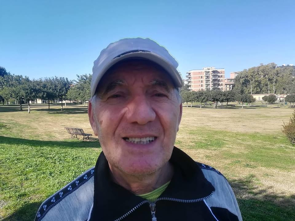 Pietro, runner cagliaritano 66enne: “A Monte Claro i ciclisti non devono disturbare chi corre”