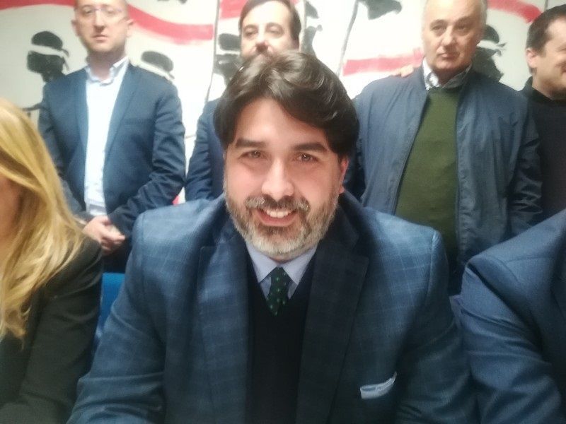 Regionali in Sardegna, Solinas suona la carica del centrodestra: “Temo solo me stesso”