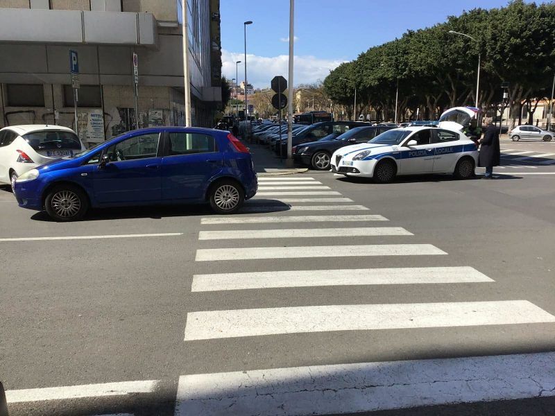 Cagliari, ennesimo investimento di pedone: finisce all’ospedale