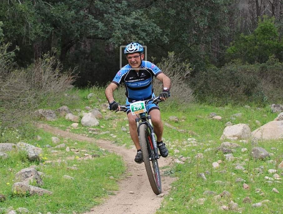 Ussana, le lacrime per l’addio a Maurizio Moi: “Un pilastro della comunità, affettuoso marito e grande padre”