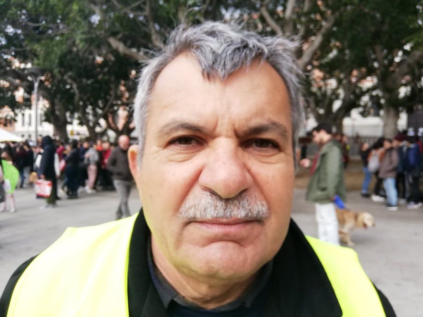 Efisio, ciclista deluso: “Da Selargius a Cagliari devo prendere l’auto ma spesso faccio viale Marconi in bici”