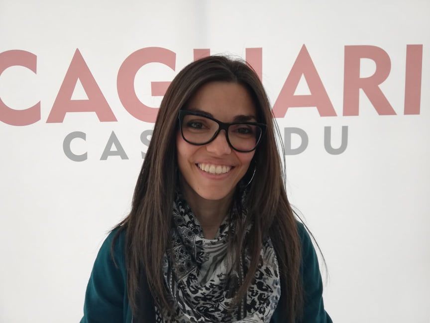 Migranti tra macchine da cucire, aghi e fili a Quartu: “Anche così si fa buona accoglienza”