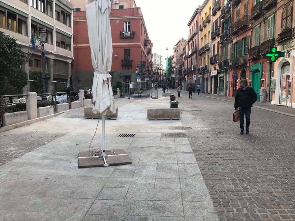 Cagliari, dopo 5 anni chiude il cantiere nel Corso Vittorio: “Ha fatto fallire decine di negozi”