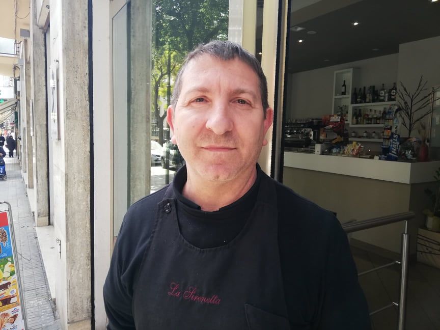 Giorgio, barista disperato di Cagliari: “Ho investito 300mila euro ma senza parcheggi dovrò chiudere”
