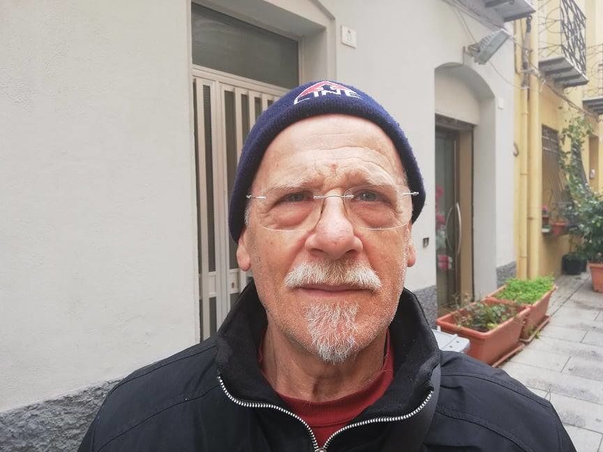 “A Villanova i pochi parcheggi per residenti vengono occupati dagli abusivi, è tutto un caos”