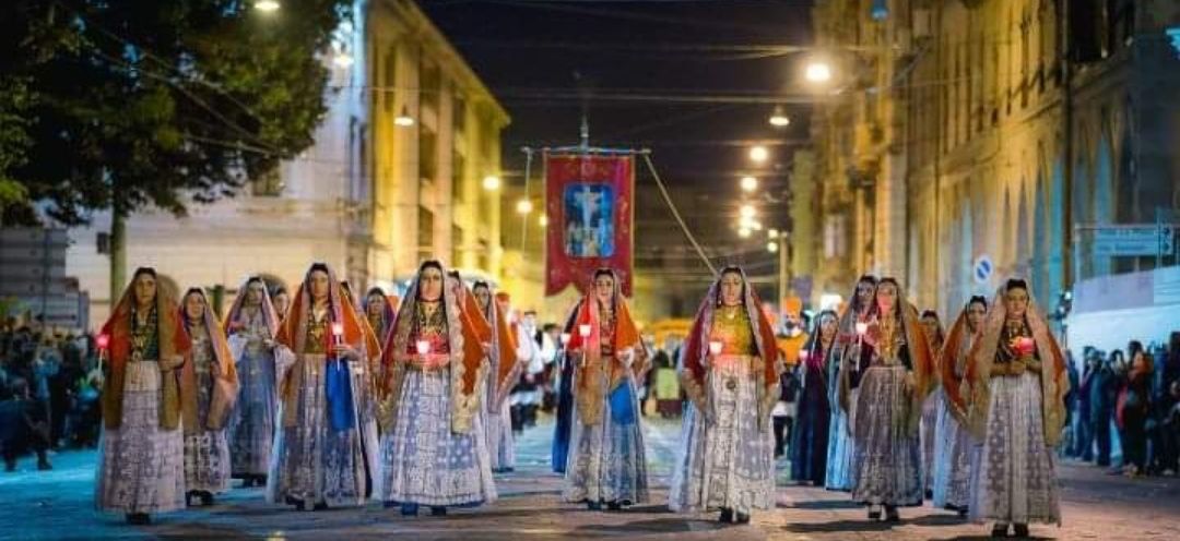 Cagliari, il Toson d’oro della 363esima Festa di Sant’Efisio al gruppo folk di Villanova