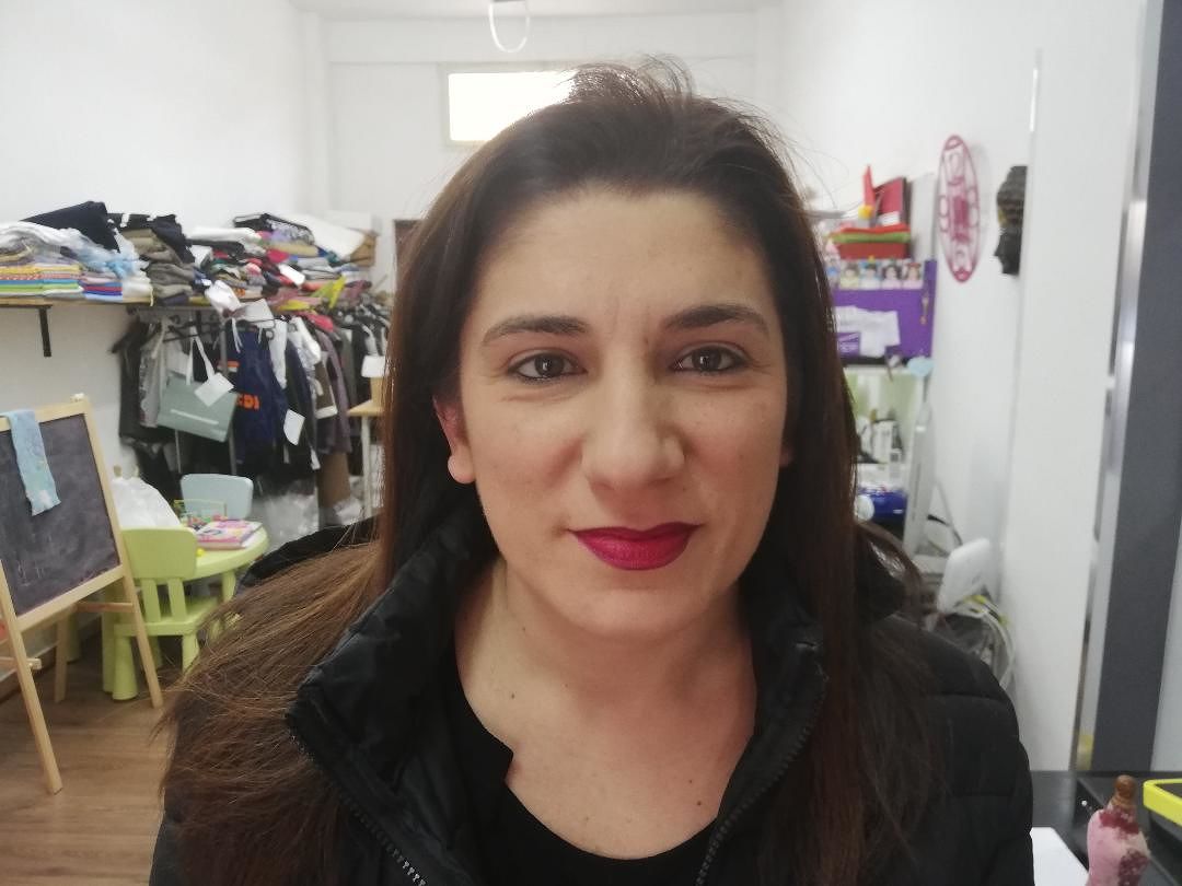 “Ho una figlia piccola e un lavoro a tempo pieno a Cagliari, con mille euro al mese potrei stare sempre con lei”