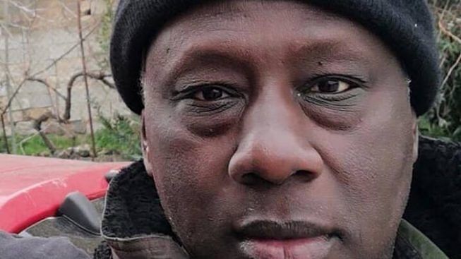 Sardi dal cuore d’oro, tanti soldi raccolti per Babacar: la sua salma sarà seppellita in Senegal