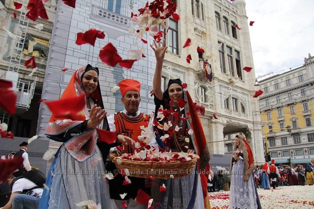 Sant’Efisio 2019, tutti i numeri di su martiri gloriosu: sa ramadura con un Alter nos finalmente donna