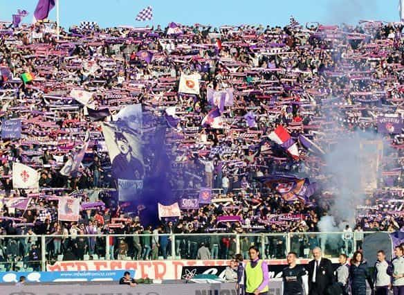 Cagliari, cori vergognosi alla Sardegna Arena: “perdonati” gli ultras della Fiorentina