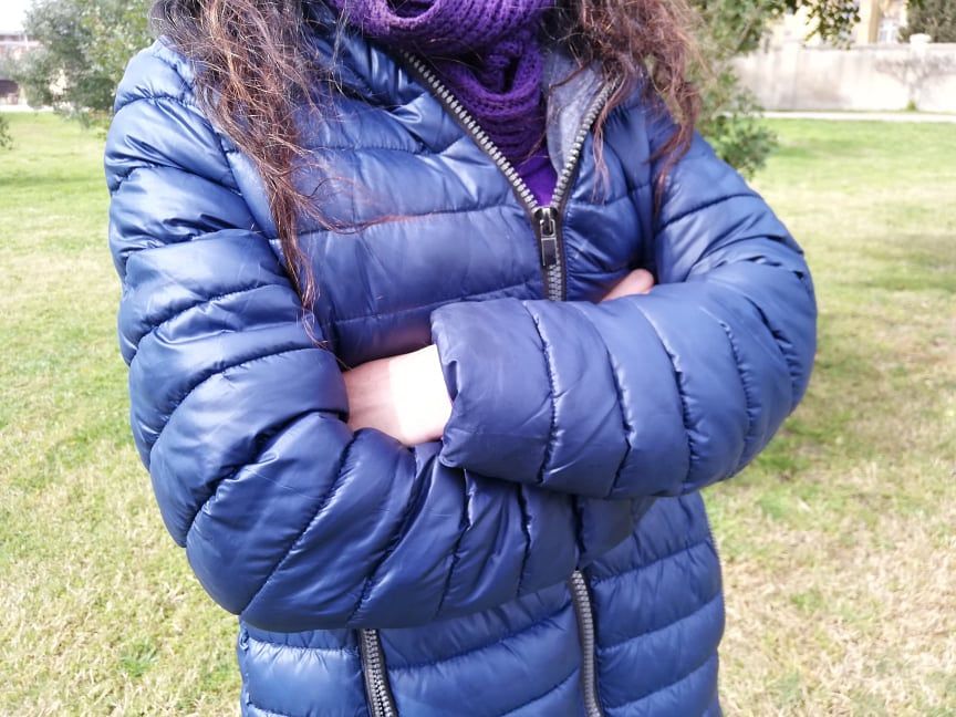 Giulia di Cagliari, abusiva con una figlia malata: “Il Comune vuole sfrattarmi dalla casa popolare”