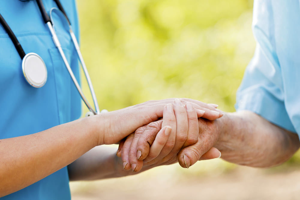 Oss in Sardegna, la grande beffa: “In centinaia esclusi dalle graduatorie per il posto fisso”