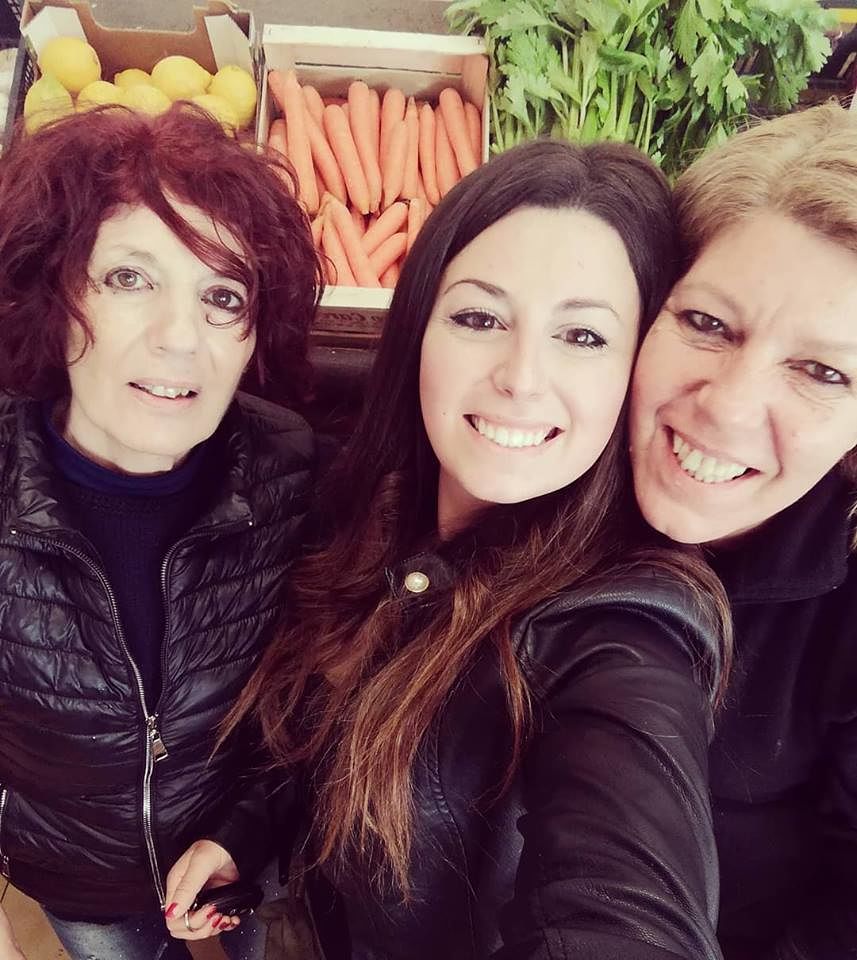 La bellissima solidarietà tra sardi a Carrara: ragazza capoterrese fa arrestare un ladro, poi scopre che la donna rapinata è asseminese