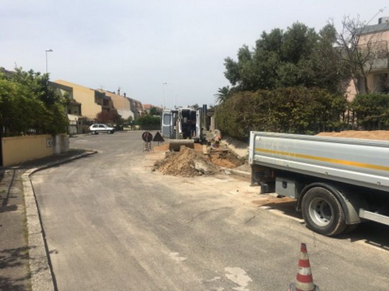 Cagliari, tutto il quartiere Europeo senz’acqua: “Non possiamo nemmeno farci una doccia”