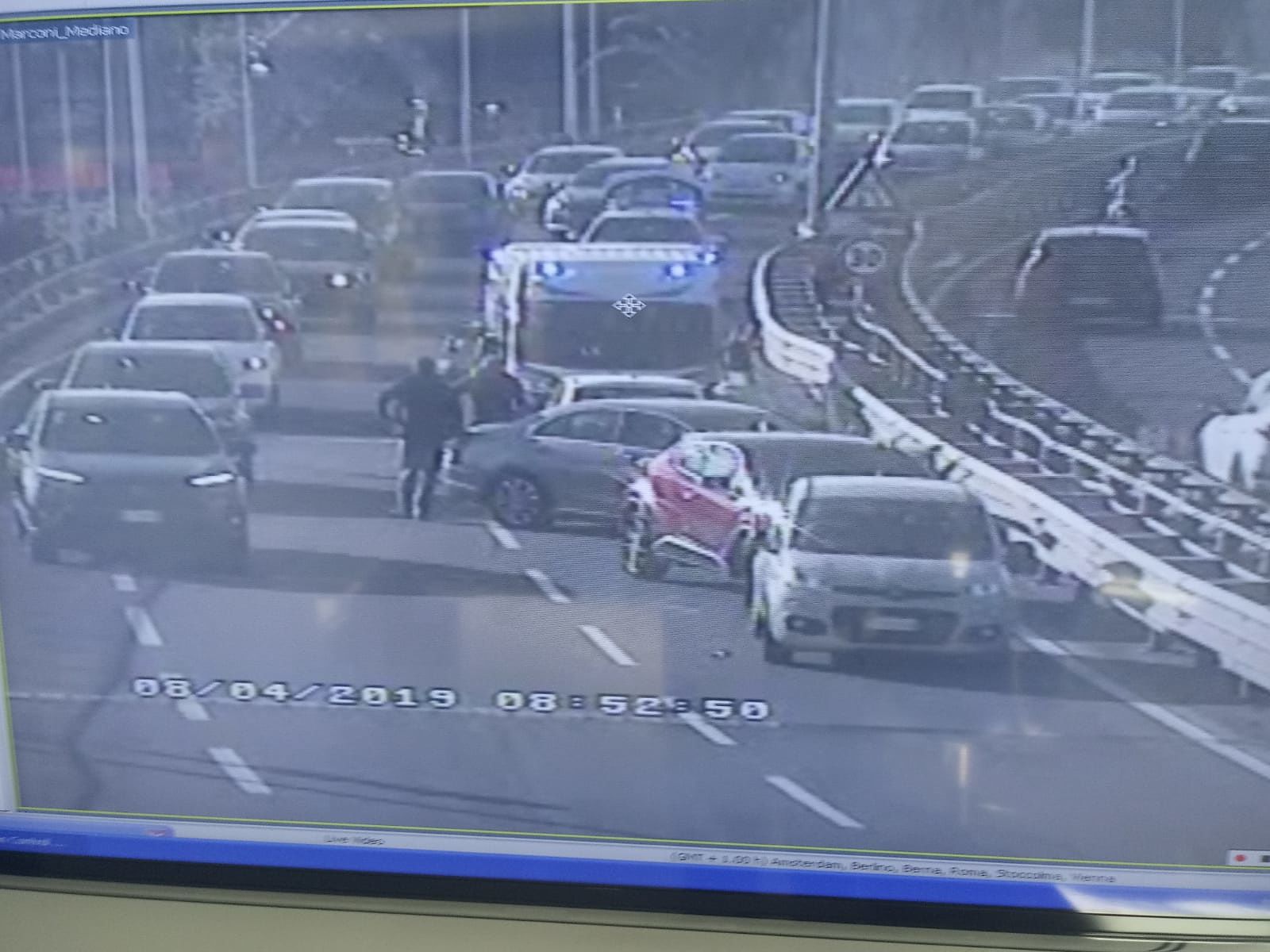 Cagliari, incidente sull’asse mediano: traffico paralizzato