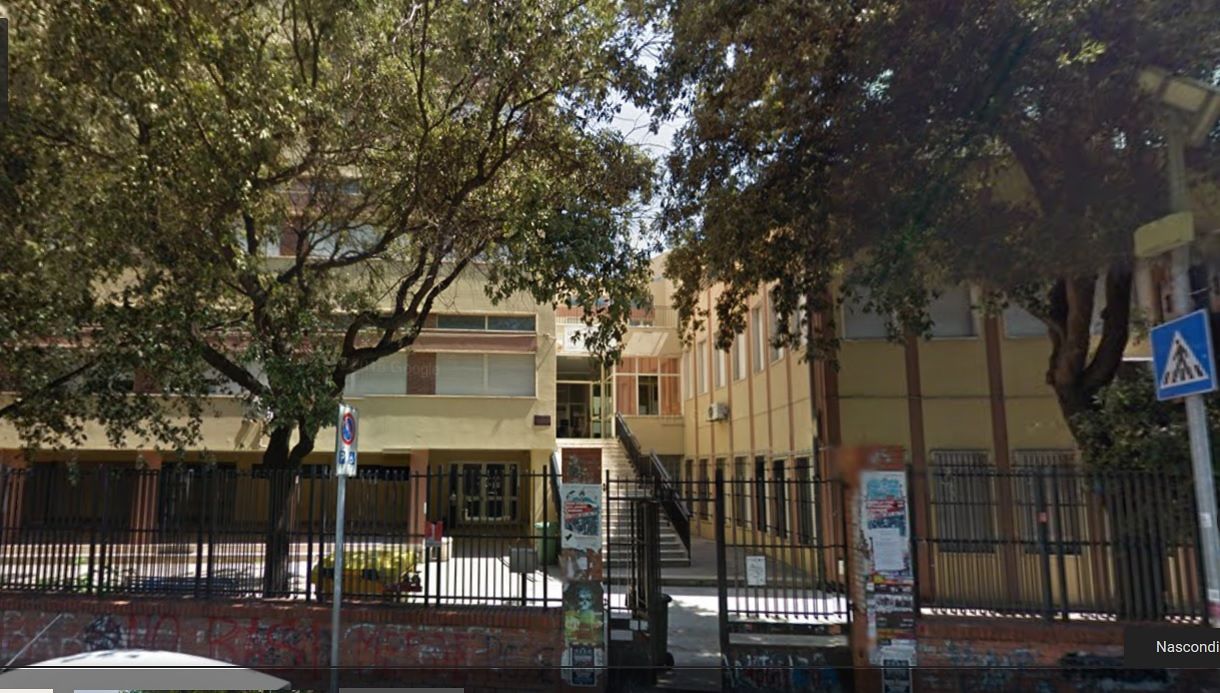 Cagliari, studenti sul piede di guerra al Liceo Siotto: scatta l’occupazione