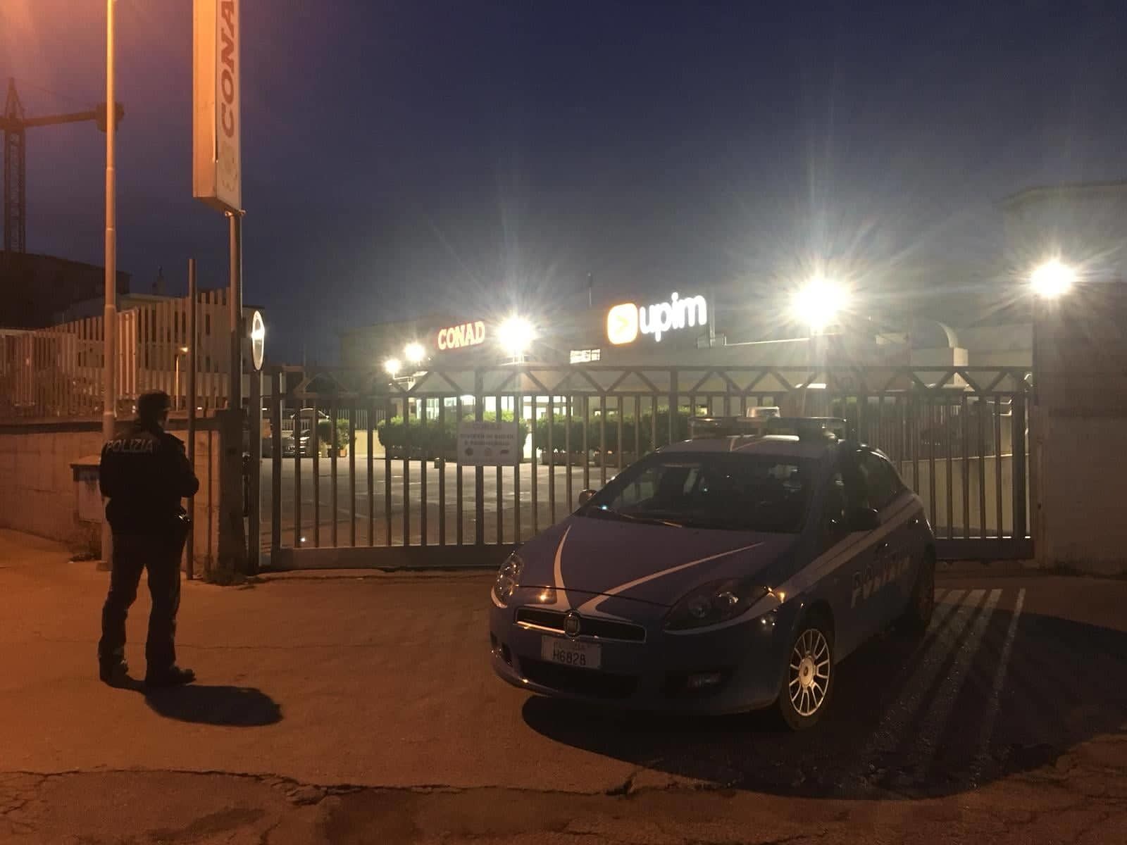 Allarme bomba a Tortolì: chiuso un supermercato