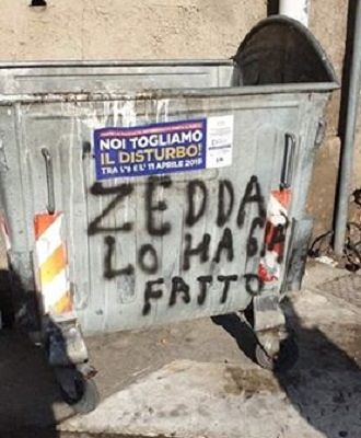 Cagliari, porta a porta in arrivo a Villanova: polemiche e ironia sui cassonetti