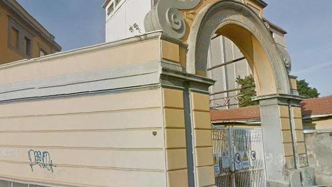 Cagliari, sgomberata l’ex Semoleria di viale La Playa: allontanati 5 maghrebini