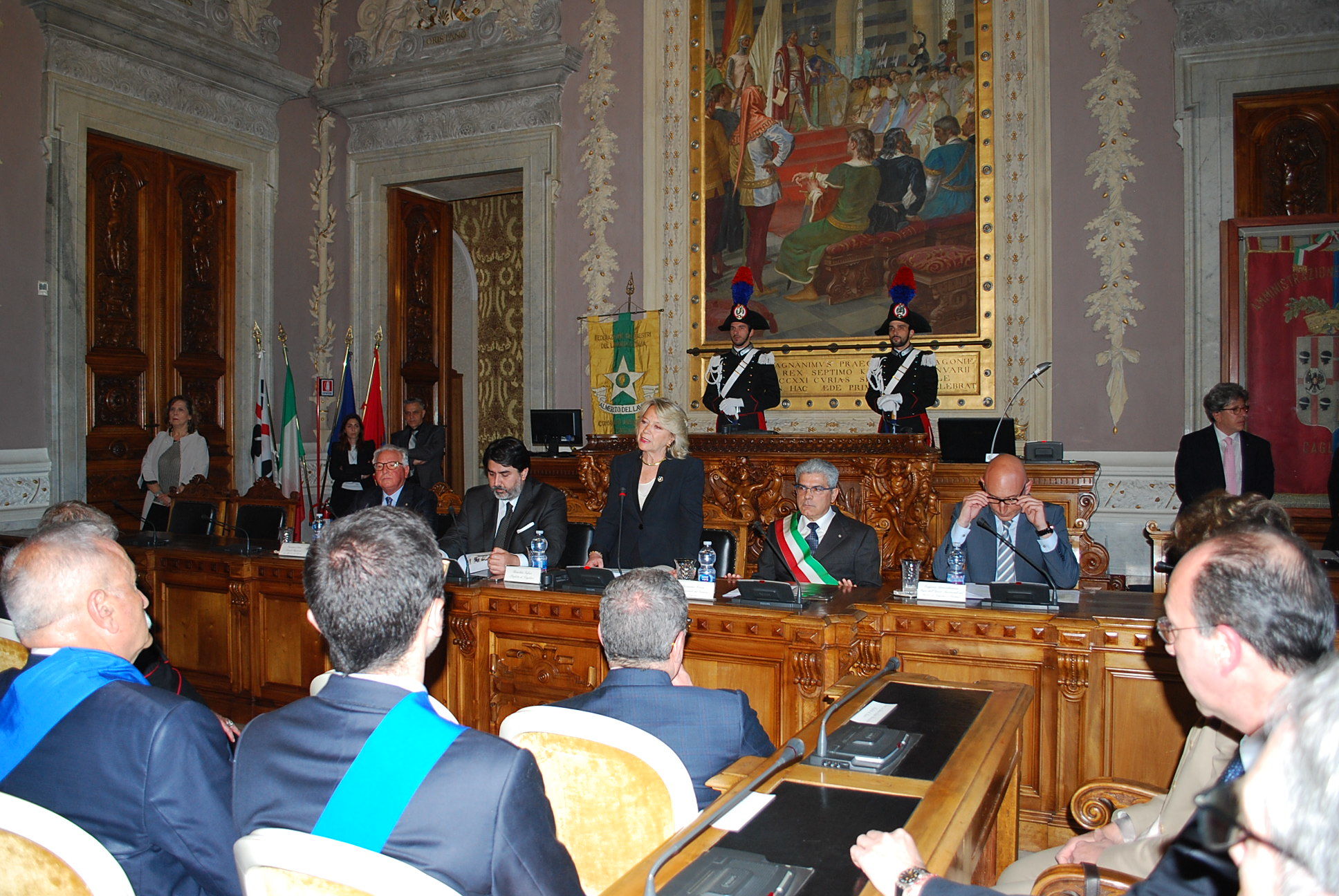 Cagliari, la Prefettura consegna le stelle al merito del lavoro: anche tre donne tra le premiate