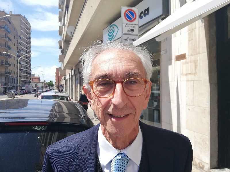 Cagliari, auto rimosse e “strage” di multe durante la pulizia delle vie: “Un salasso anche per le famiglie povere”