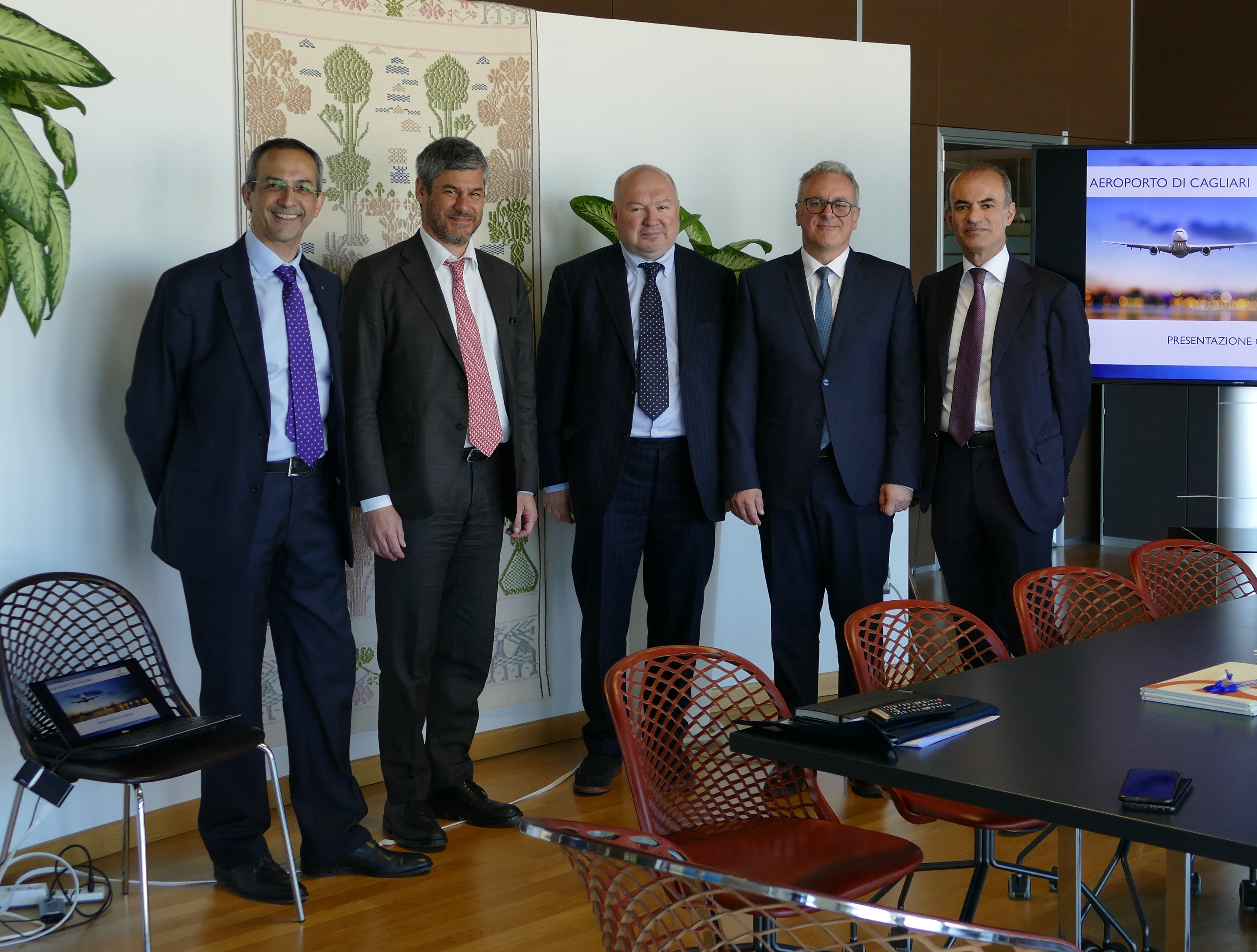 Aeroporto di Elmas, in arrivo 50 milioni di euro per potenziare lo scalo: l’annuncio dell’Enac