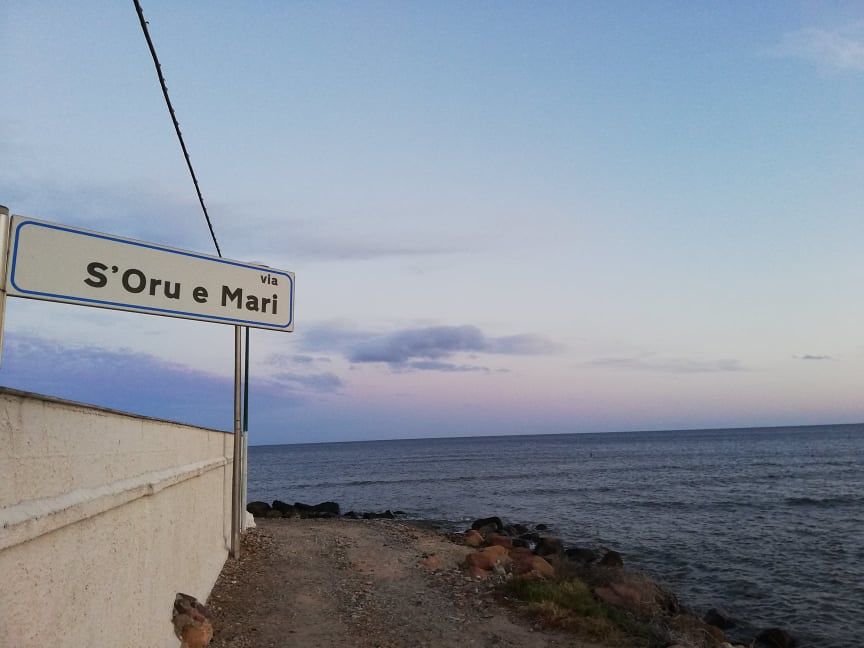 Quartu, il mare ritorna pulito: sì a tuffi e bagni a S’Oru e Mari