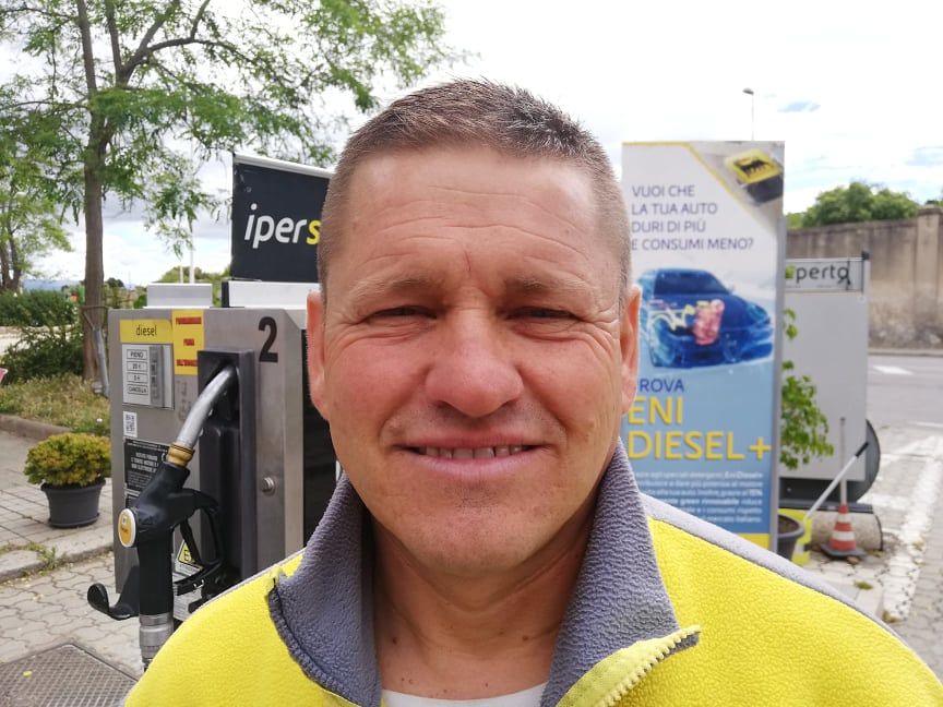 Andrea, benzinaio di Cagliari: “Non sciopero perchè tanti miei colleghi lavorano, non sono scemo”