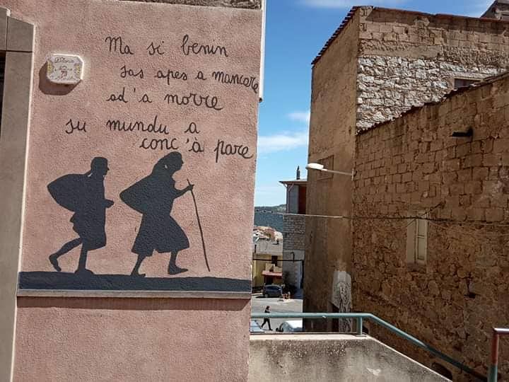 Un murale a Orgosolo: salvare le api per salvare il mondo