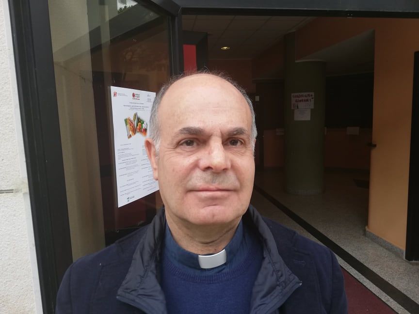 Cagliari, duemila studenti promossi nel volontariato: “Hanno anche incontrato e conosciuto bene i migranti”