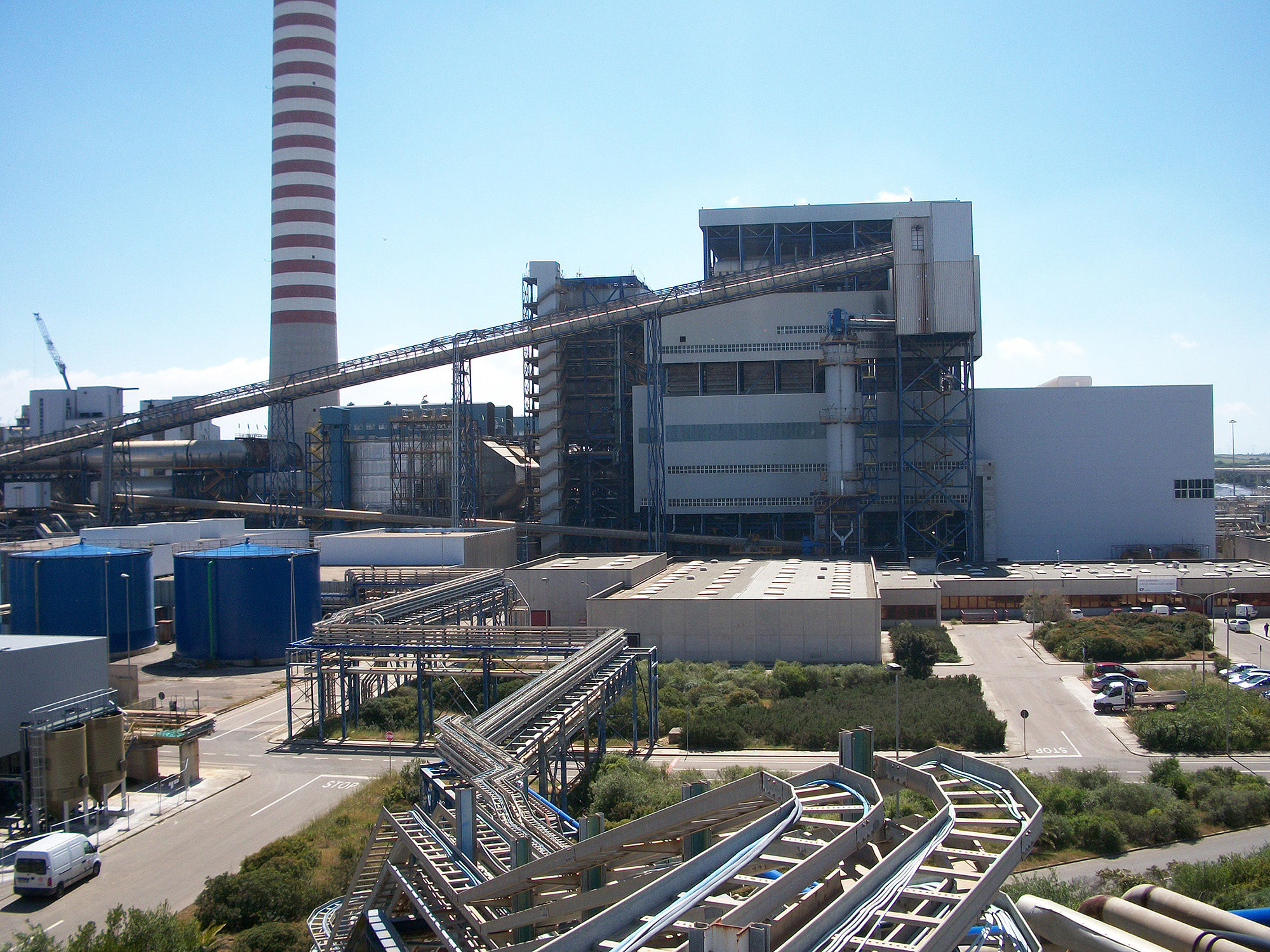 Centrale di Fiume Santo, danneggiata la rete di raccolta acque: “Preoccupa il rischio ambientale”