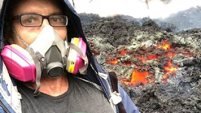 Hawaii, cade all’interno della caldera del vulcano Kilauea per un selfie e sopravvive