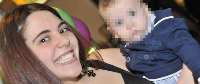 Leonardo, il bimbo morto a Novara, fermati la mamma e il compagno: “Le foto sono impressionanti”