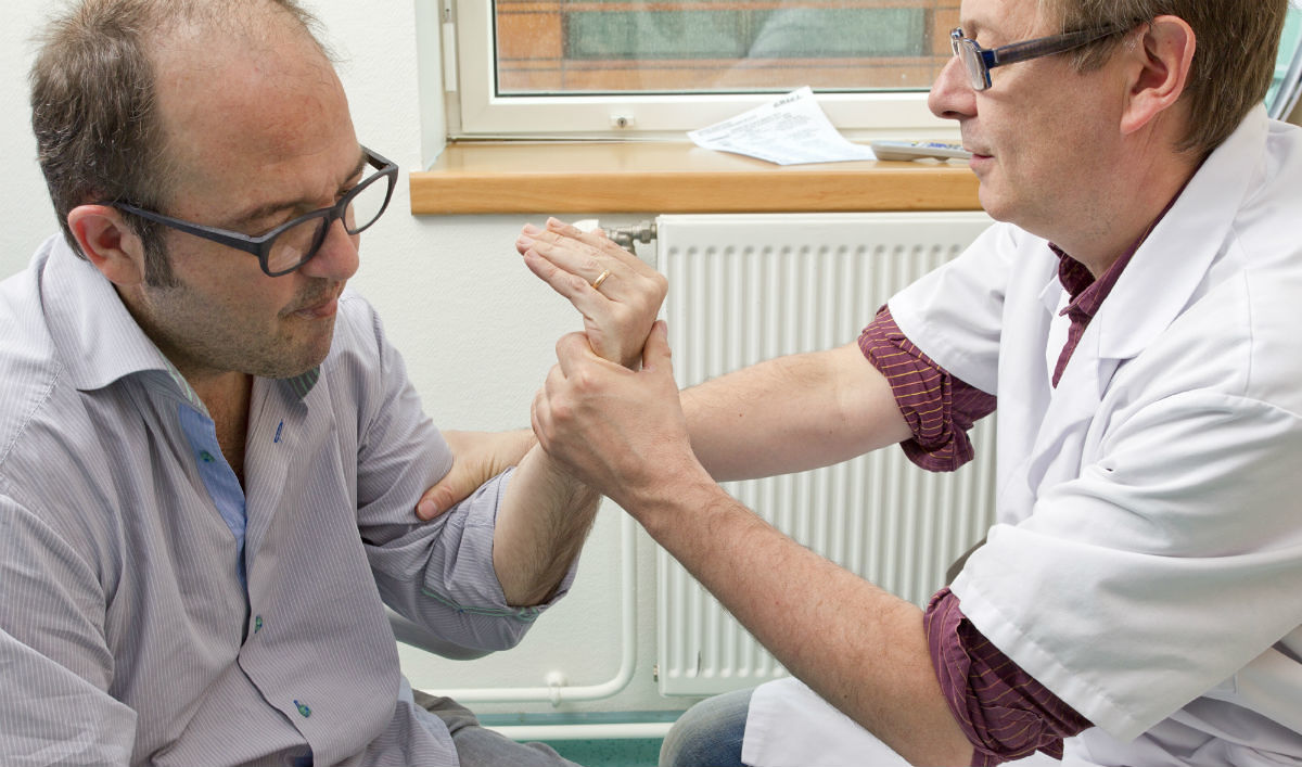 Lotta alla Sclerosi multipla in Sardegna, Regione: “Sì a percorsi, riabilitazione e farmaci”