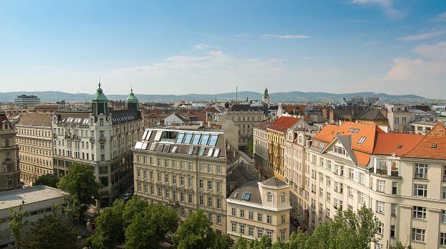Madre e figlie morte nella loro casa, “non c’era cibo nell’appartamento”