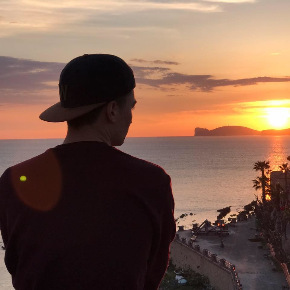 Sardegna, lo struggente post dedicato all’amico suicida: “La sua anima trainata da cavalli alati”