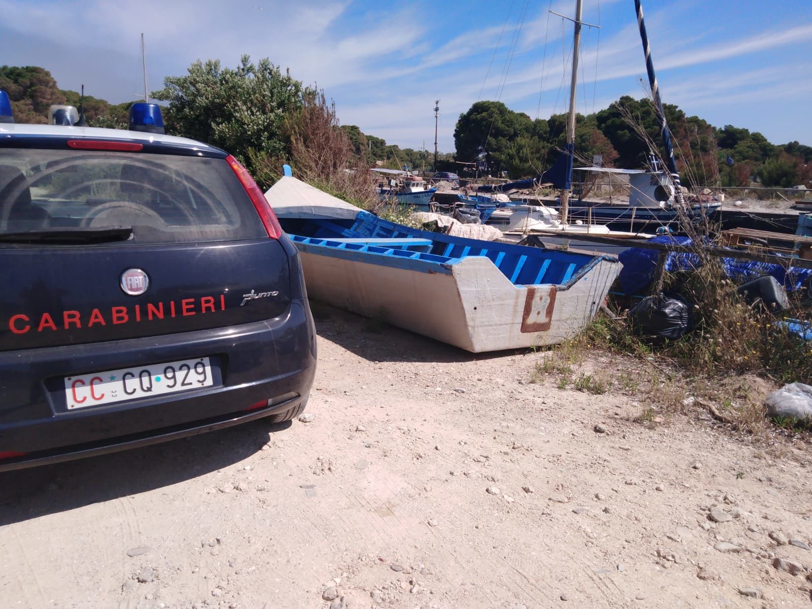 Nuovi sbarchi di migranti, 12 algerini individuati dai carabinieri a Porto Pino