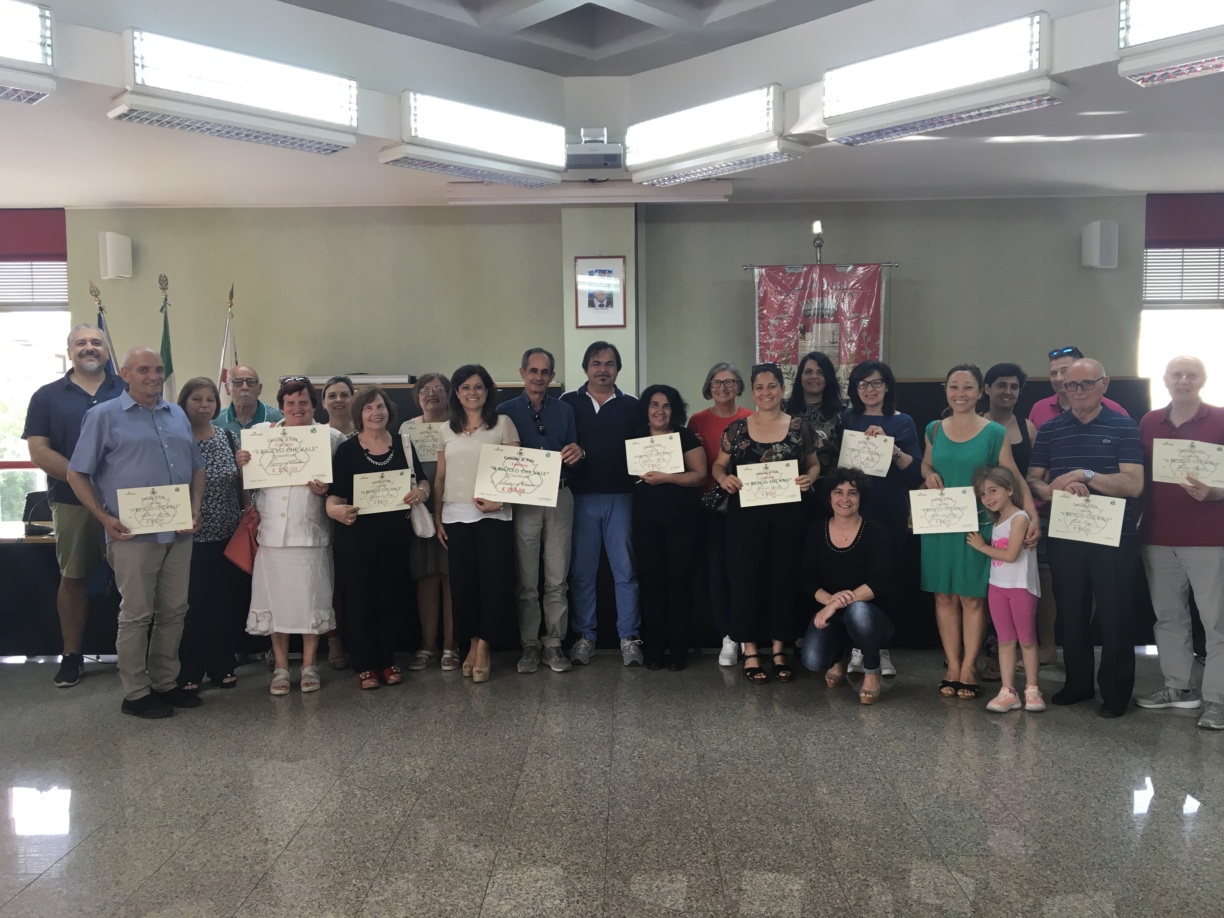 Pula premia i cittadini che riciclano la plastica: 250 euro al più bravo, ecco tutti i nomi