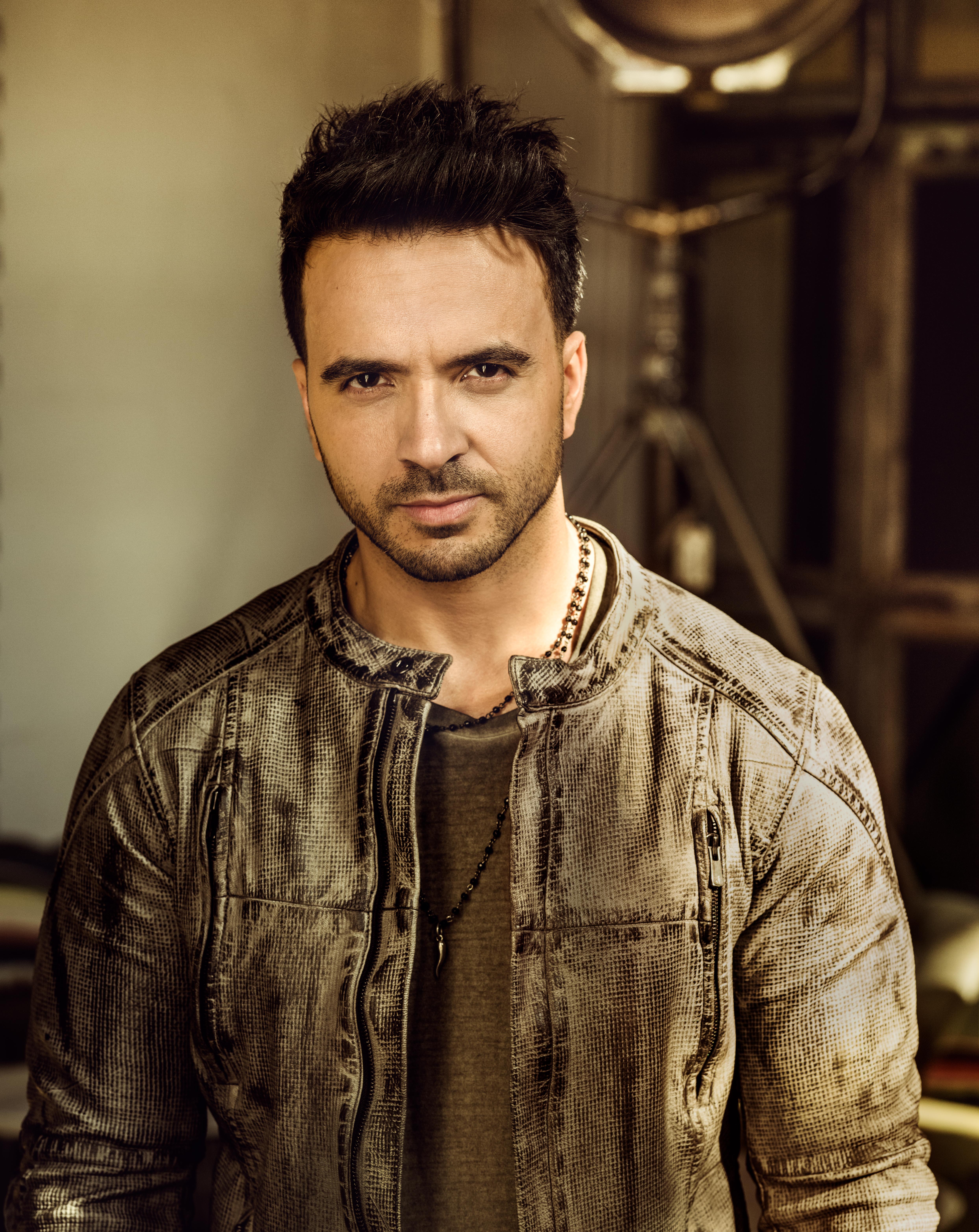 Luis Fonsi, concerto imperdibile di musica latina alla Forte Arena sotto le stelle del Forte Village