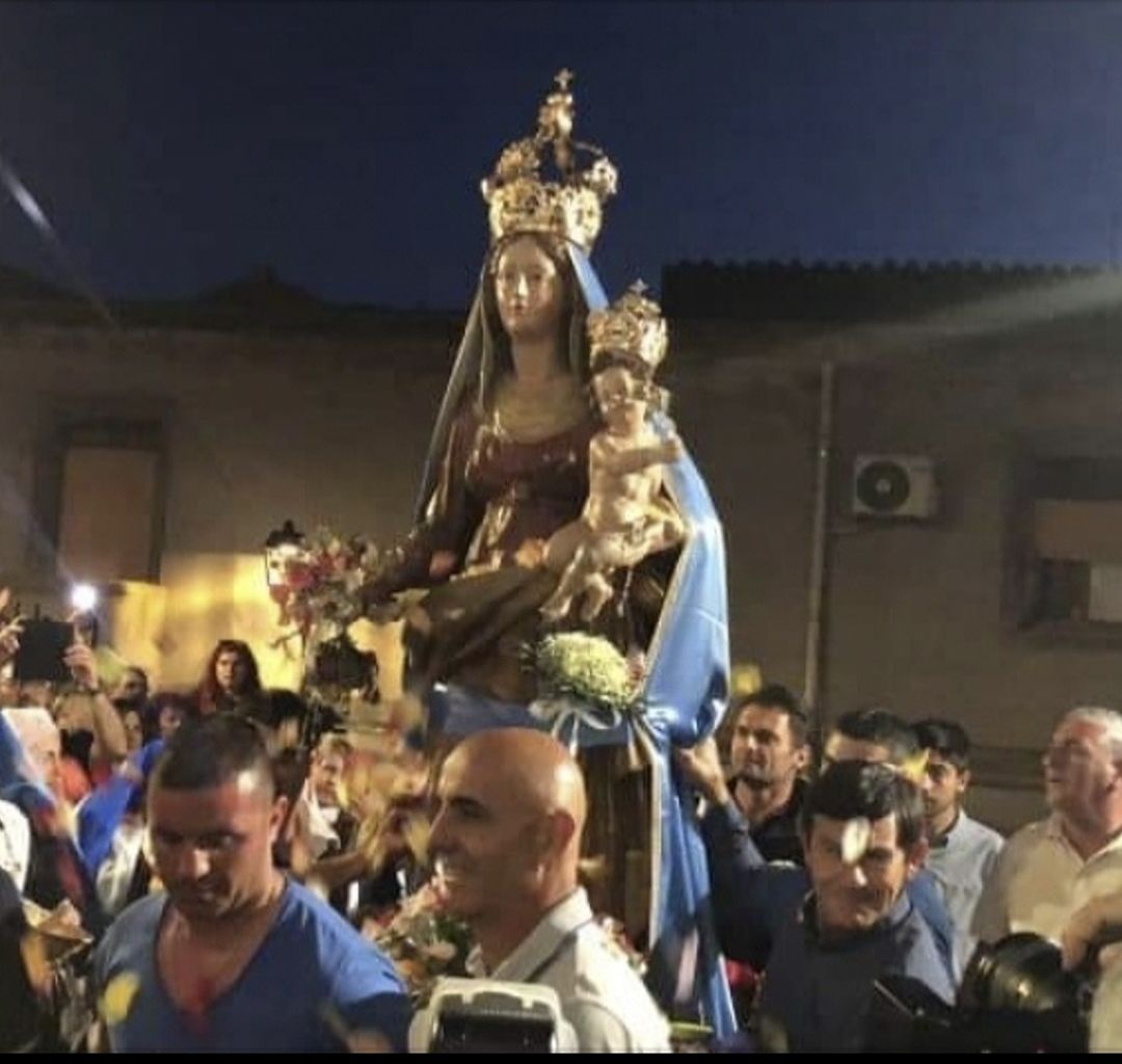 Gruppi folk e traccas, Gonnesa in festa per la Madonna di Monserrat