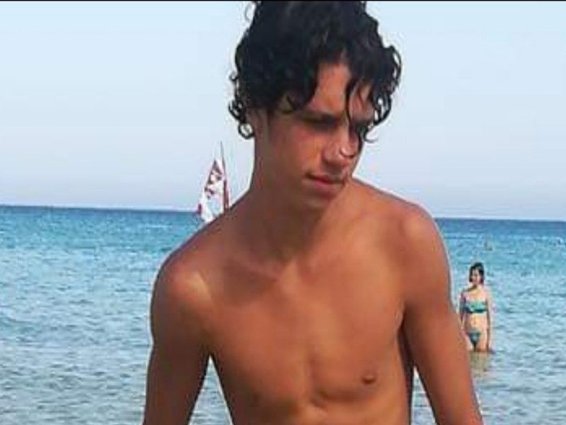 Serramanna piange Gabriele Cipolla, il baby calciatore ucciso da un treno