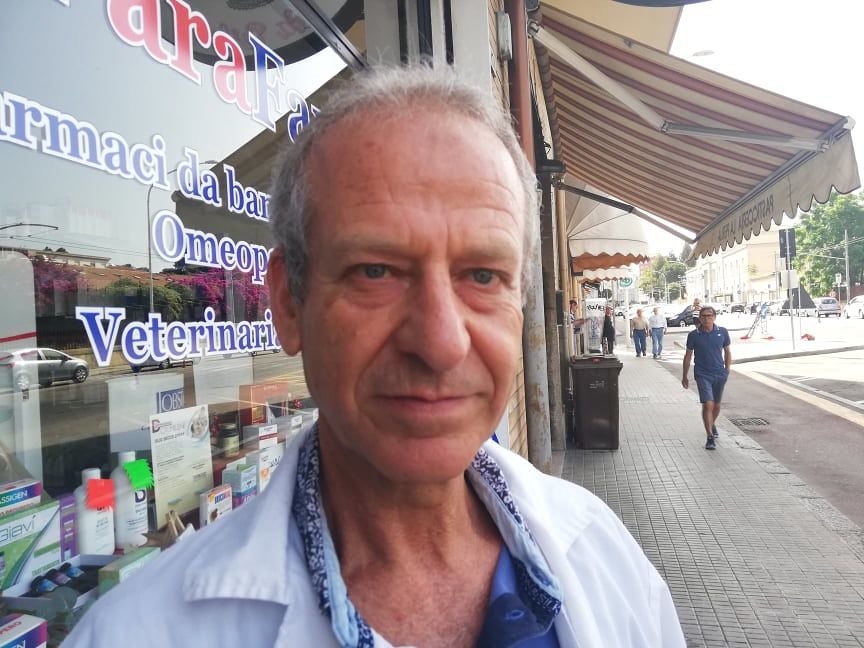 “In via Is Mirrionis la pista ciclabile è sempre vuota, i clienti non possono più fermarsi in seconda fila”