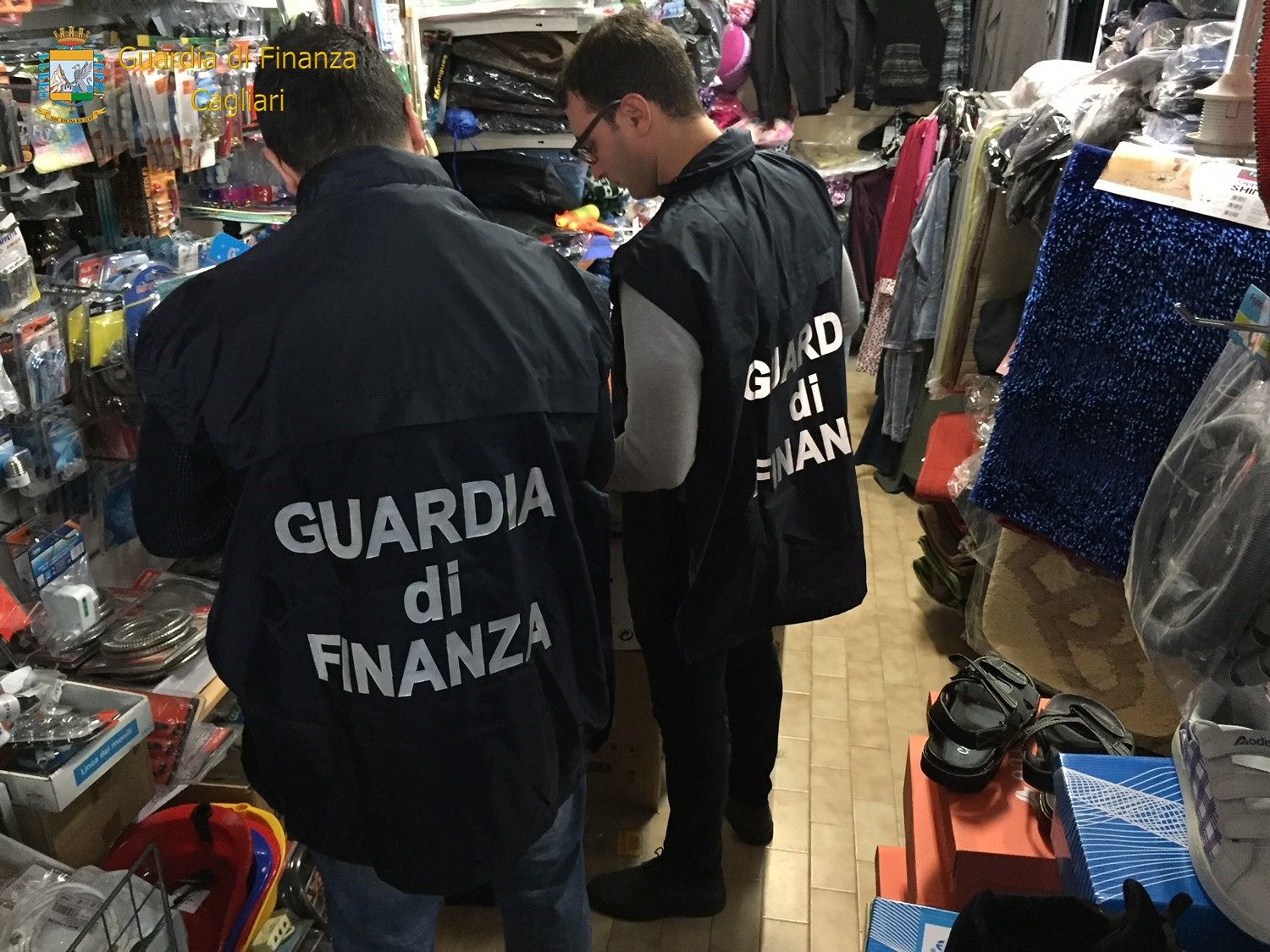 Lotta ai prodotti contraffatti e non sicuri: sequestri a Capoterra, Sinnai e San Vito