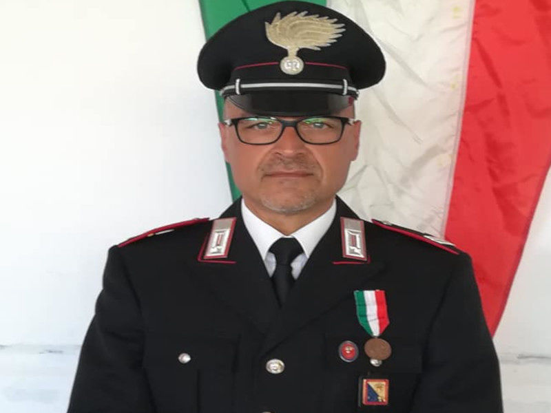 Salvò la vita a due persone in un incendio, carabiniere-eroe sardo premiato con la medaglia al valor civile
