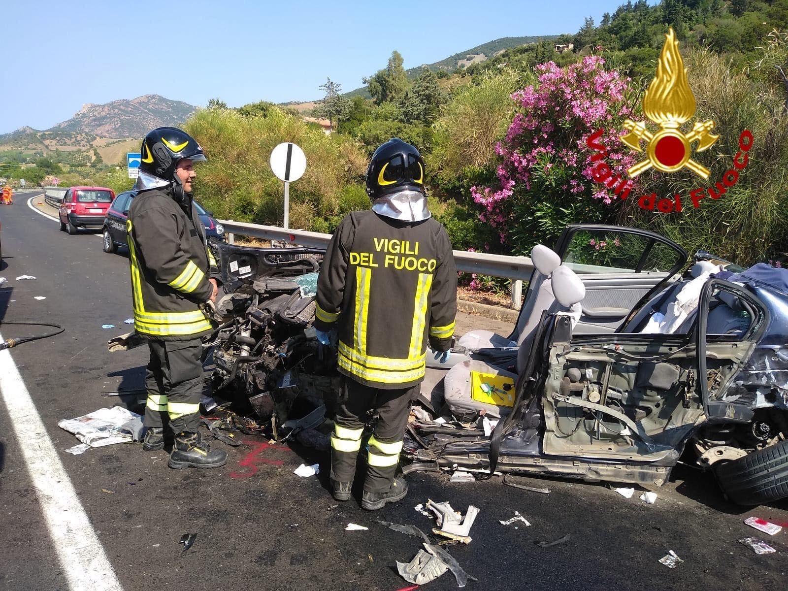 Brutto incidente a Cardedu, Bmw contro un camion: grave un 67enne di Quartu