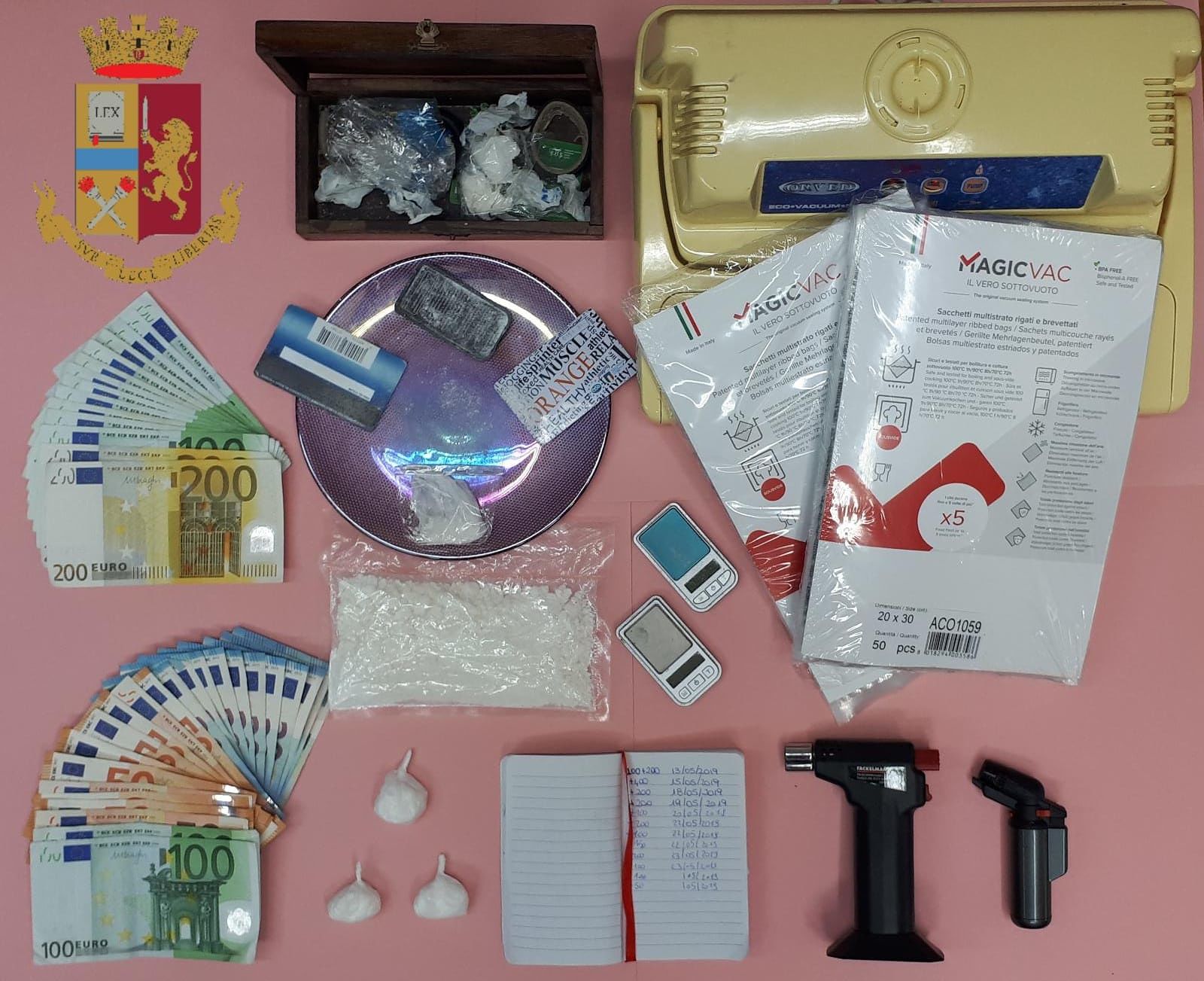 Spaccio di droga a Elmas, due insospettabili arrestati dalla polizia